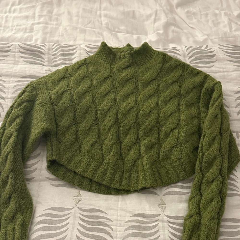 Gap Cult Gaia Cropped Cable Knit Sweater - Olive Green